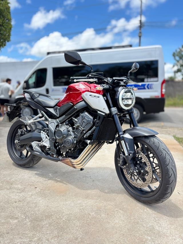 HONDA CB 650R