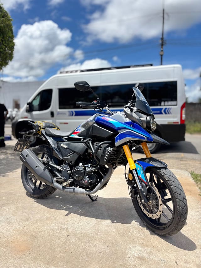 SHINERAY XY 200 STORM EFI